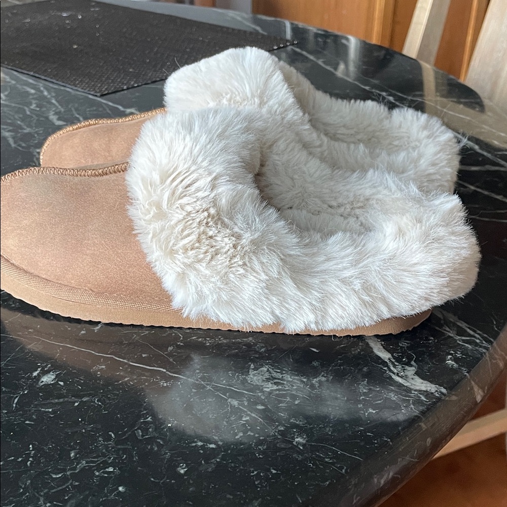 H&M Women's Faux-Fur Lined Slip-On Slippers - Cream/Tan